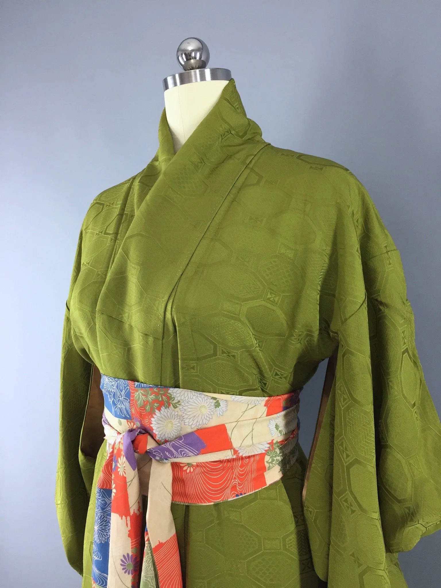 1950s Vintage Silk Kimono Robe in Olive Army Green