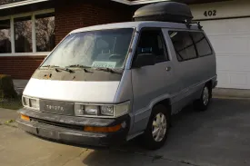 Vintage 1989 Toyota Van Wagon Camper - 2WD Space Cruiser with Cassette and Thule Storage