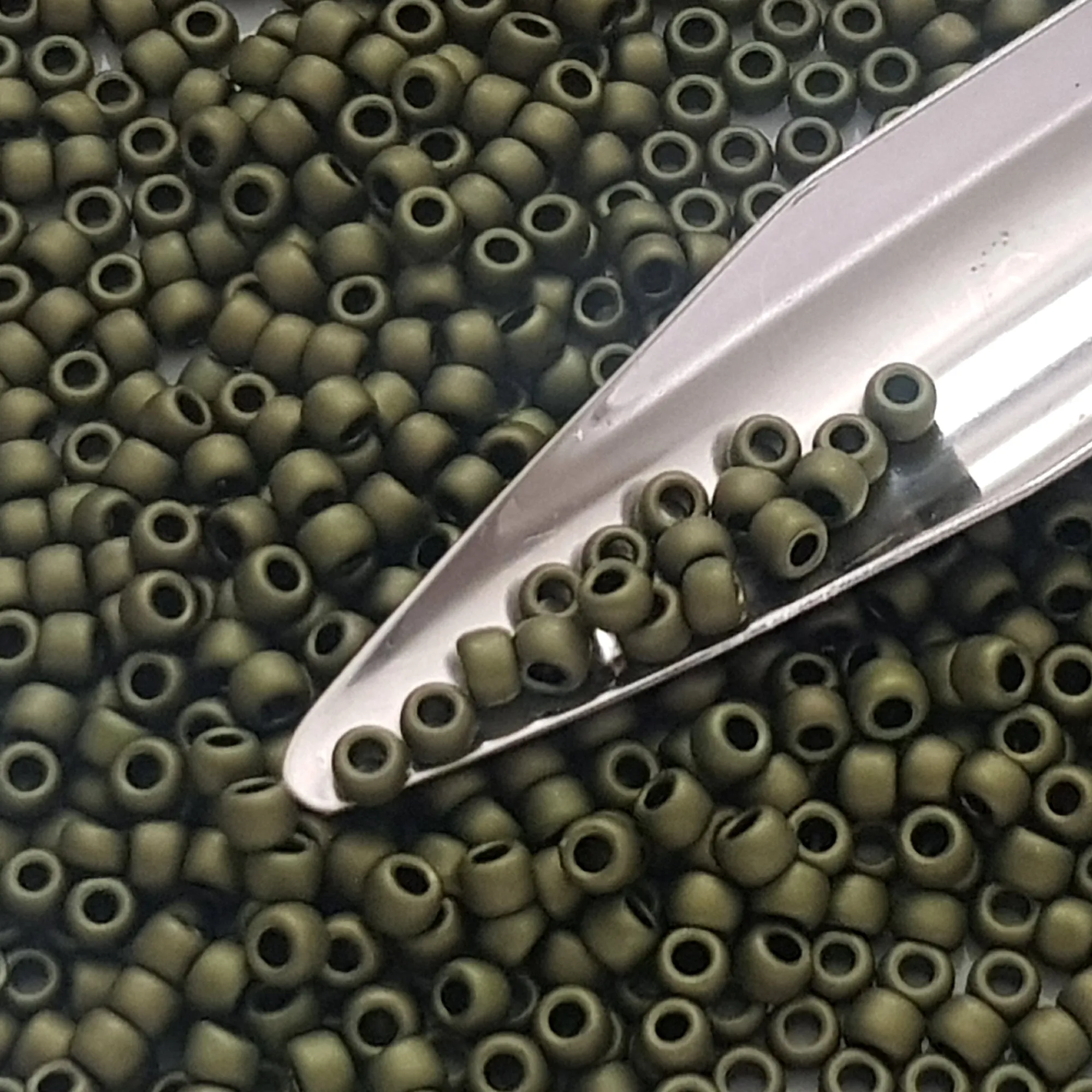 8/0 TR-617 Dark Olive Matte 10g/30g Round Toho Seed Beads - Beading Supply