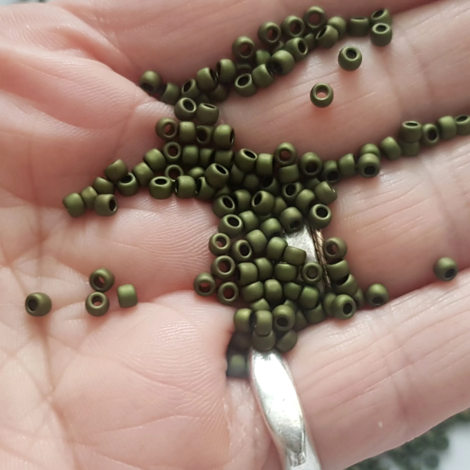 8/0 TR-617 Dark Olive Matte 10g/30g Round Toho Seed Beads - Beading Supply