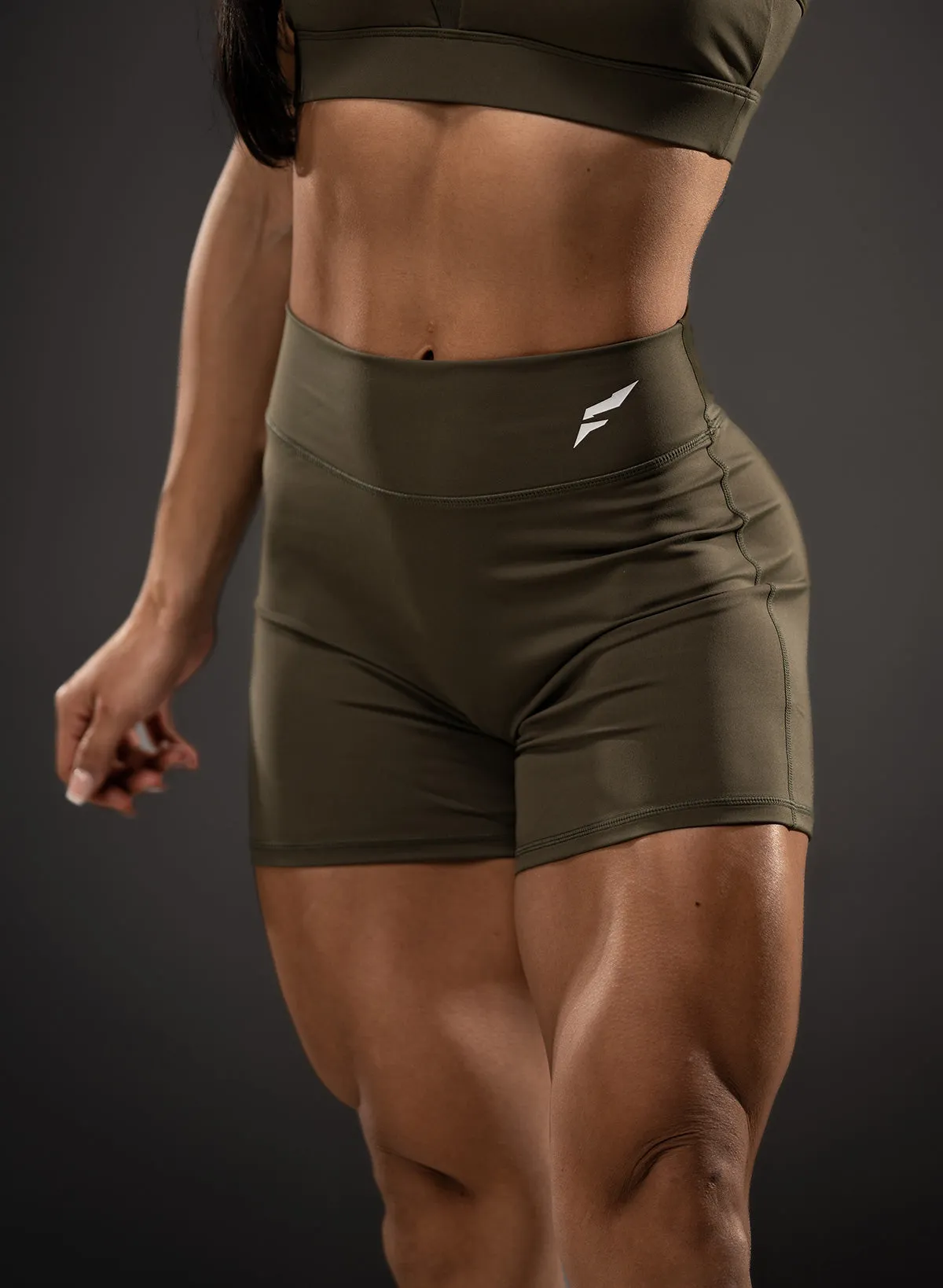 ASCEND SHORTS - OLIVE