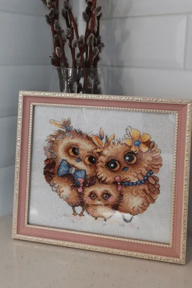 Bird Family SM-232 Counted Cross-Stitch Kit