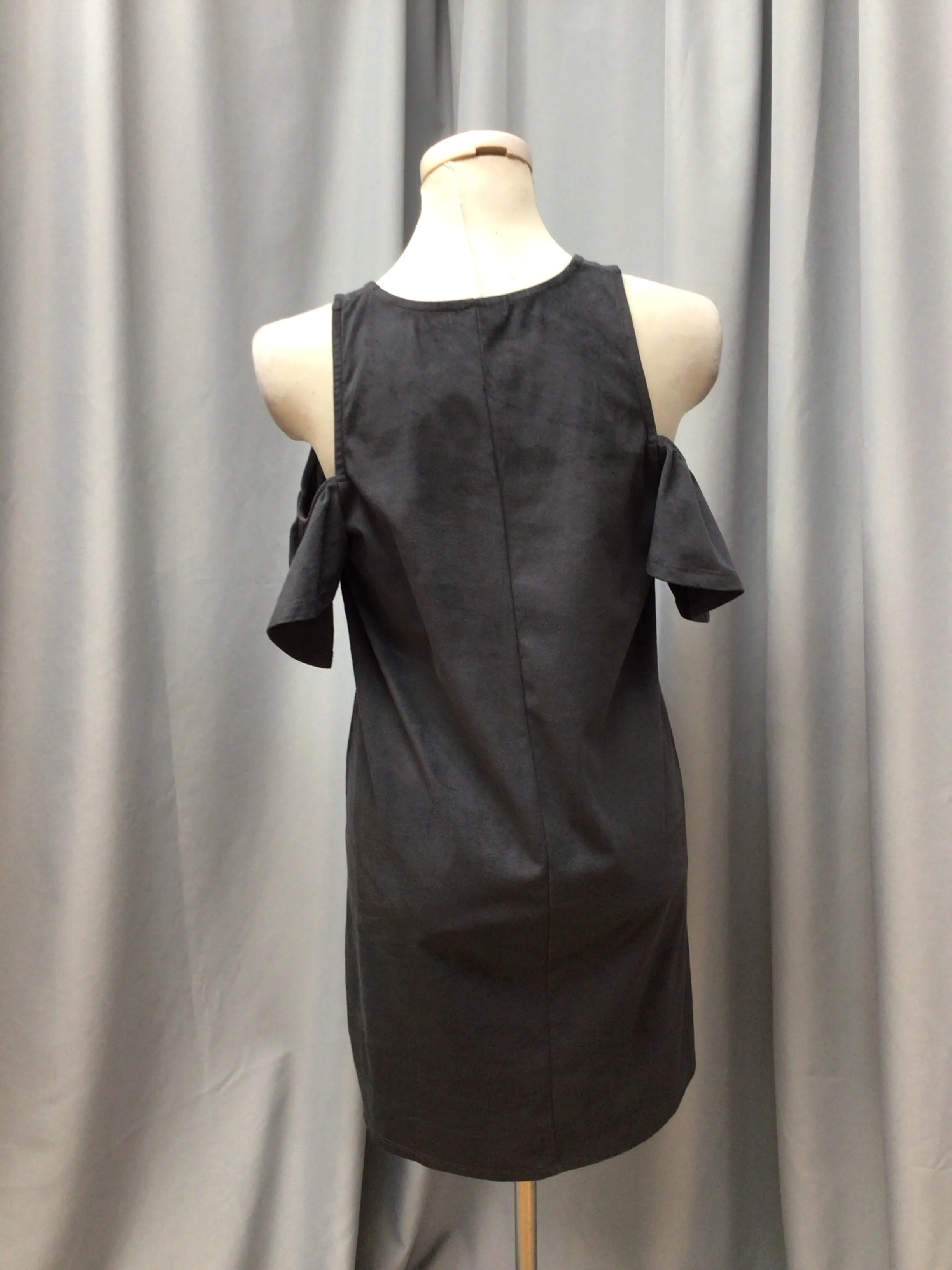 BLACK SWAN SIZE SMALL Ladies DRESS