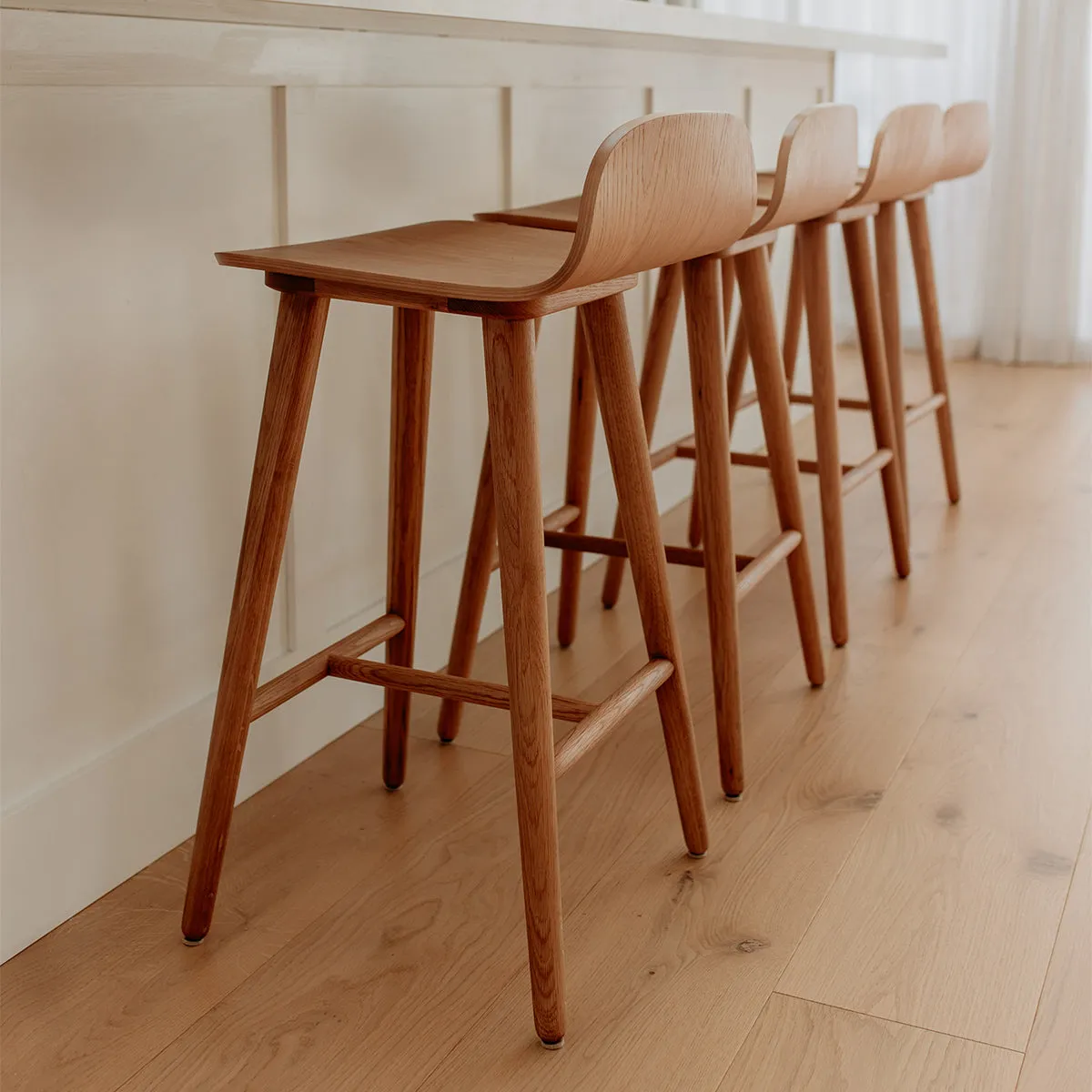 Capa Timber Bar Stool