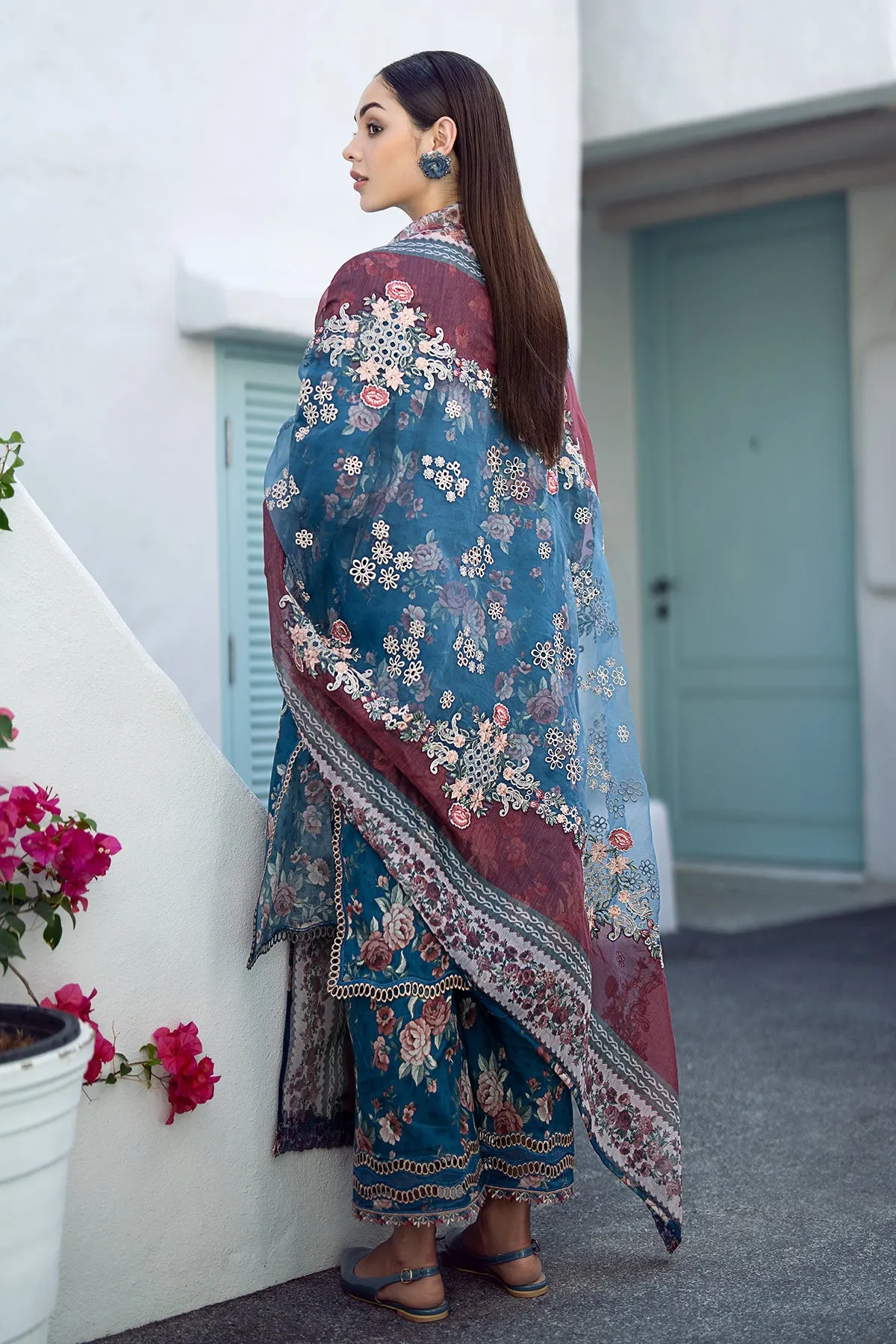 EMBROIDERED PRINTED LAWN UF-554