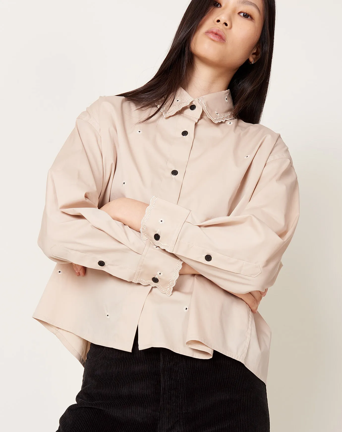 Embroidery Shirt in Beige