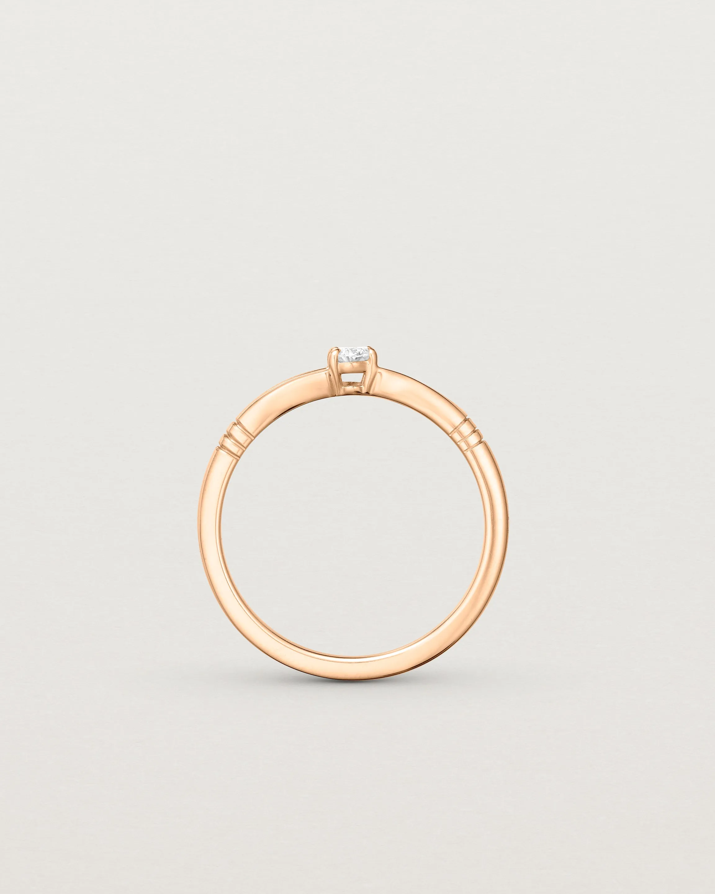 Lia Solitaire Ring | Diamond