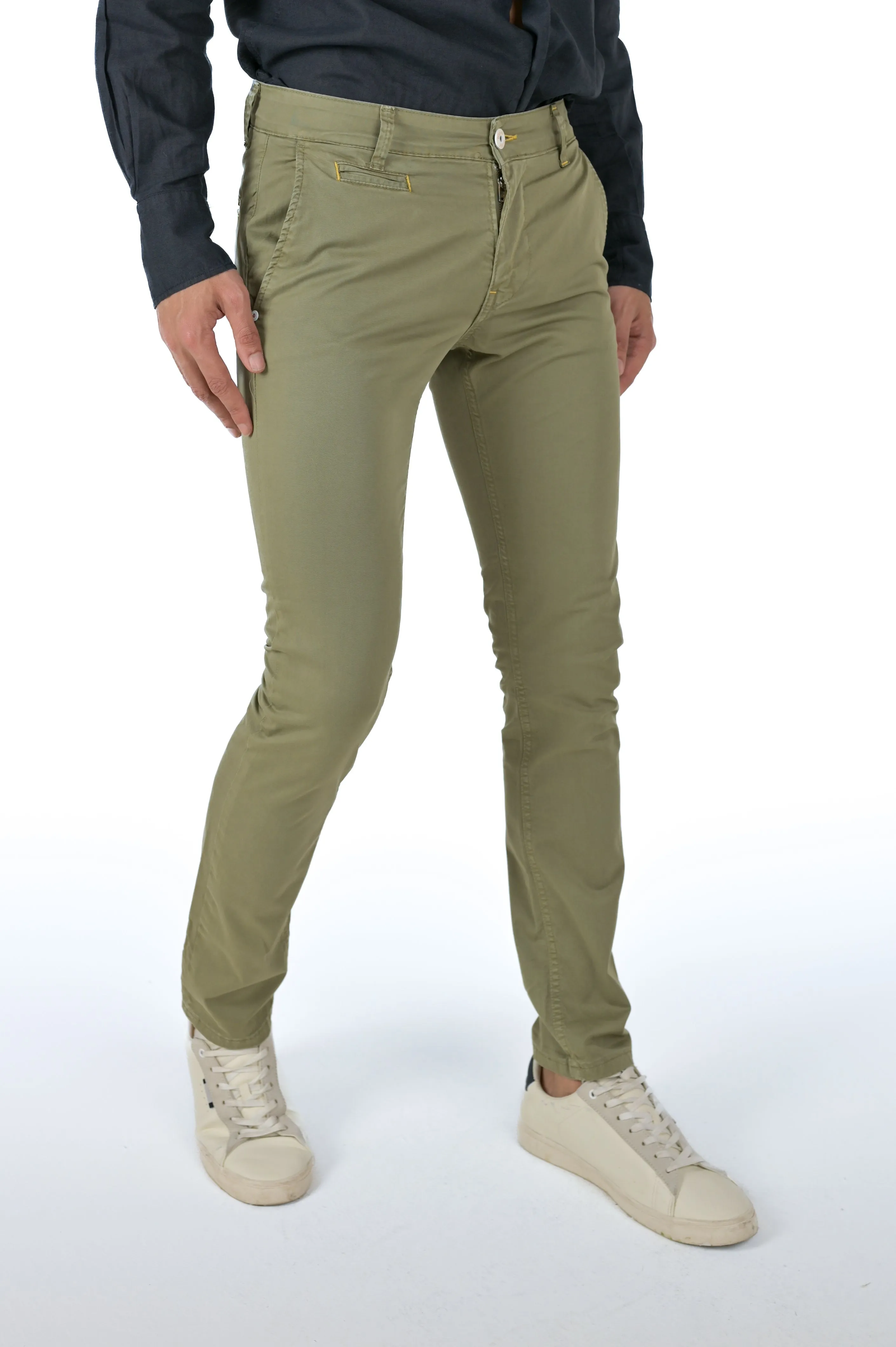 Pantaloni slim Kinos Verde Salvia SS24