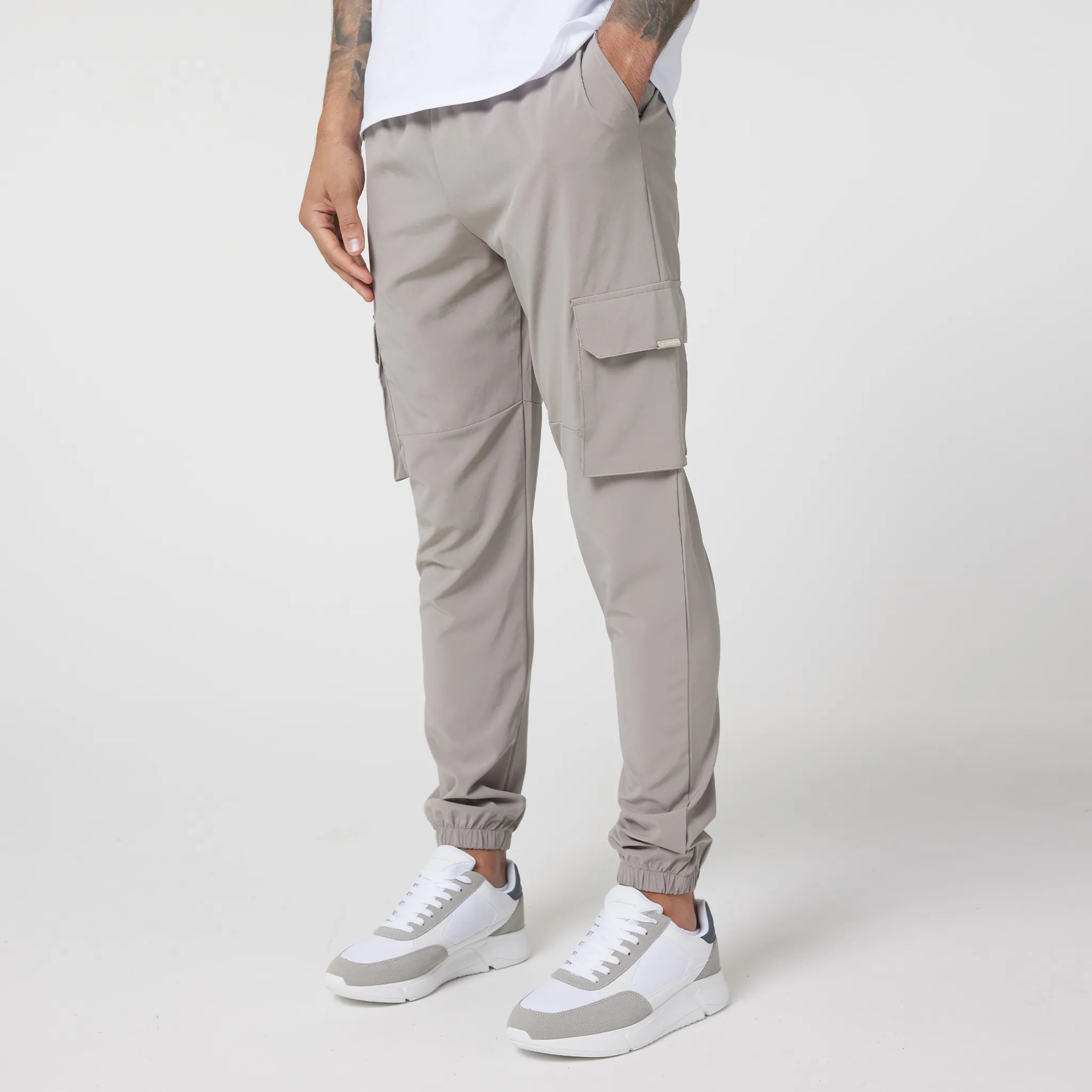 Tech Cuffed Cargo Pant | Sand